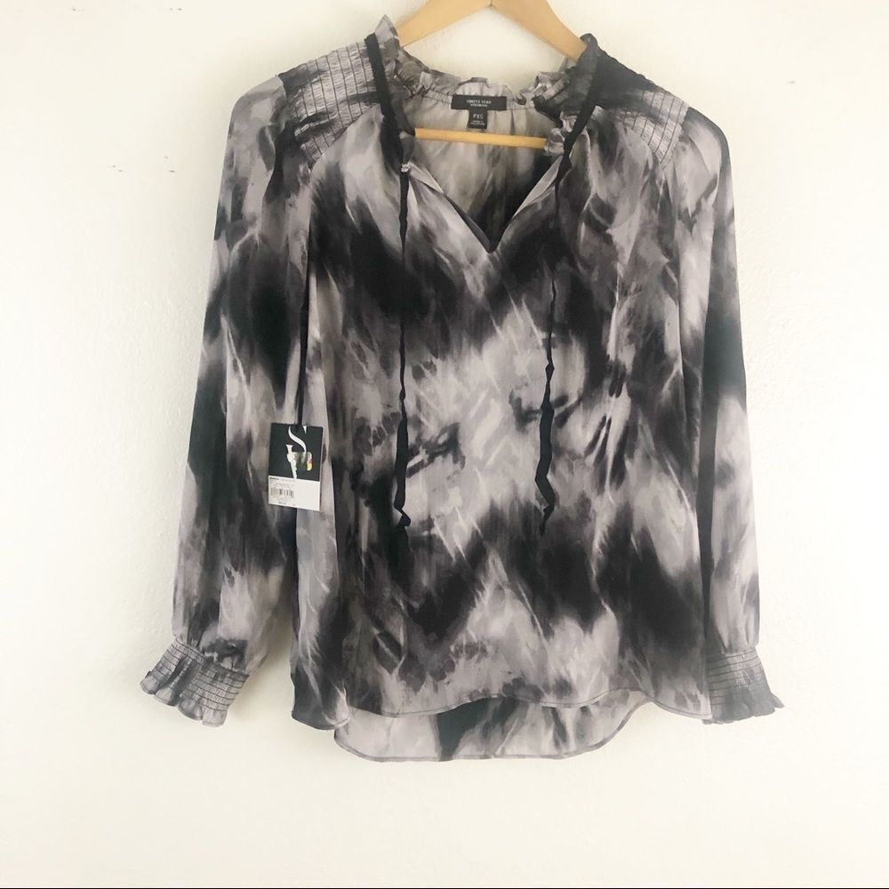 Simply Vera  printed long sleeve ruffle neck size PXS. New with tags